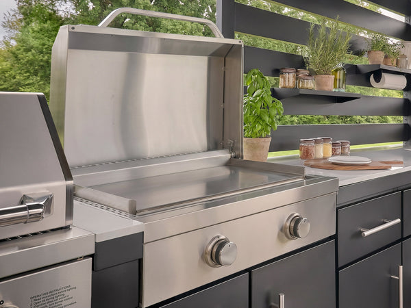 Langston | Covered Walk-In Outdoor Kitchen with Built-In Grill & Griddle View 2 - Noxmow Official Hardware