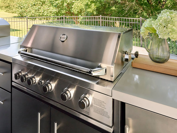 Lancaster | Galley Outdoor Kitchen with Built-In Grill & Griddle View 2 - Noxmow Official Hardware