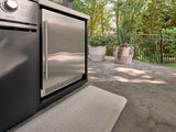 Lancaster | Galley Outdoor Kitchen with Built-In Grill & Pizza Oven angle 9